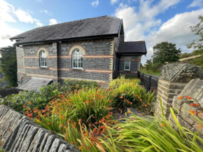 Pass the Keys Dog-Friendly Retreat for 6 with Amazing Views
